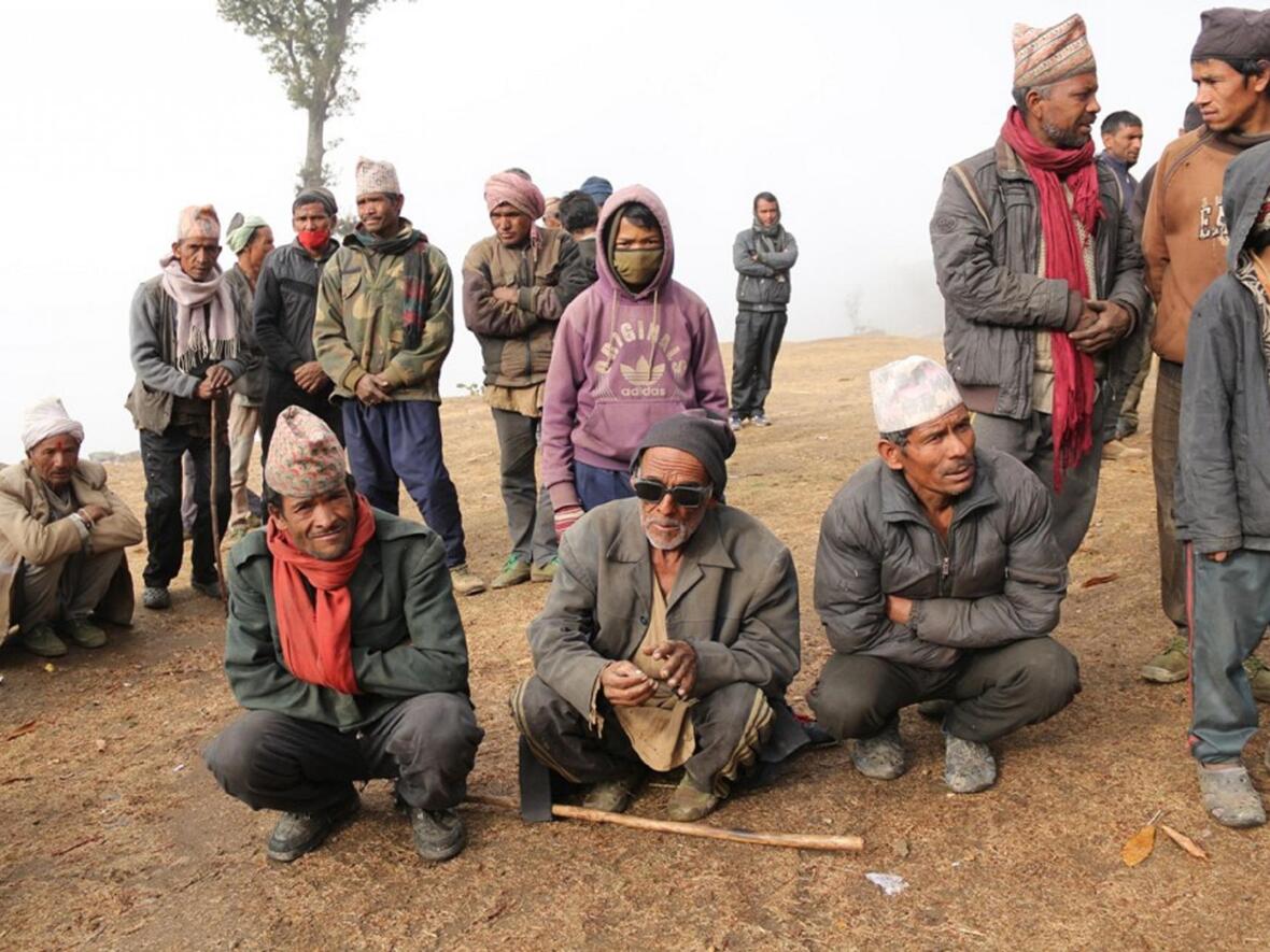 karnali-08.01.2017-distribution-of-warm-winter-clothes-to-needy-people-5