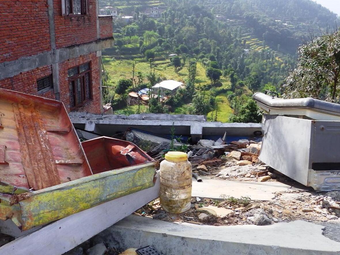 situation-in-the-district-sindhupalchok-epicentre-of-the-earthquake-april-2015-6