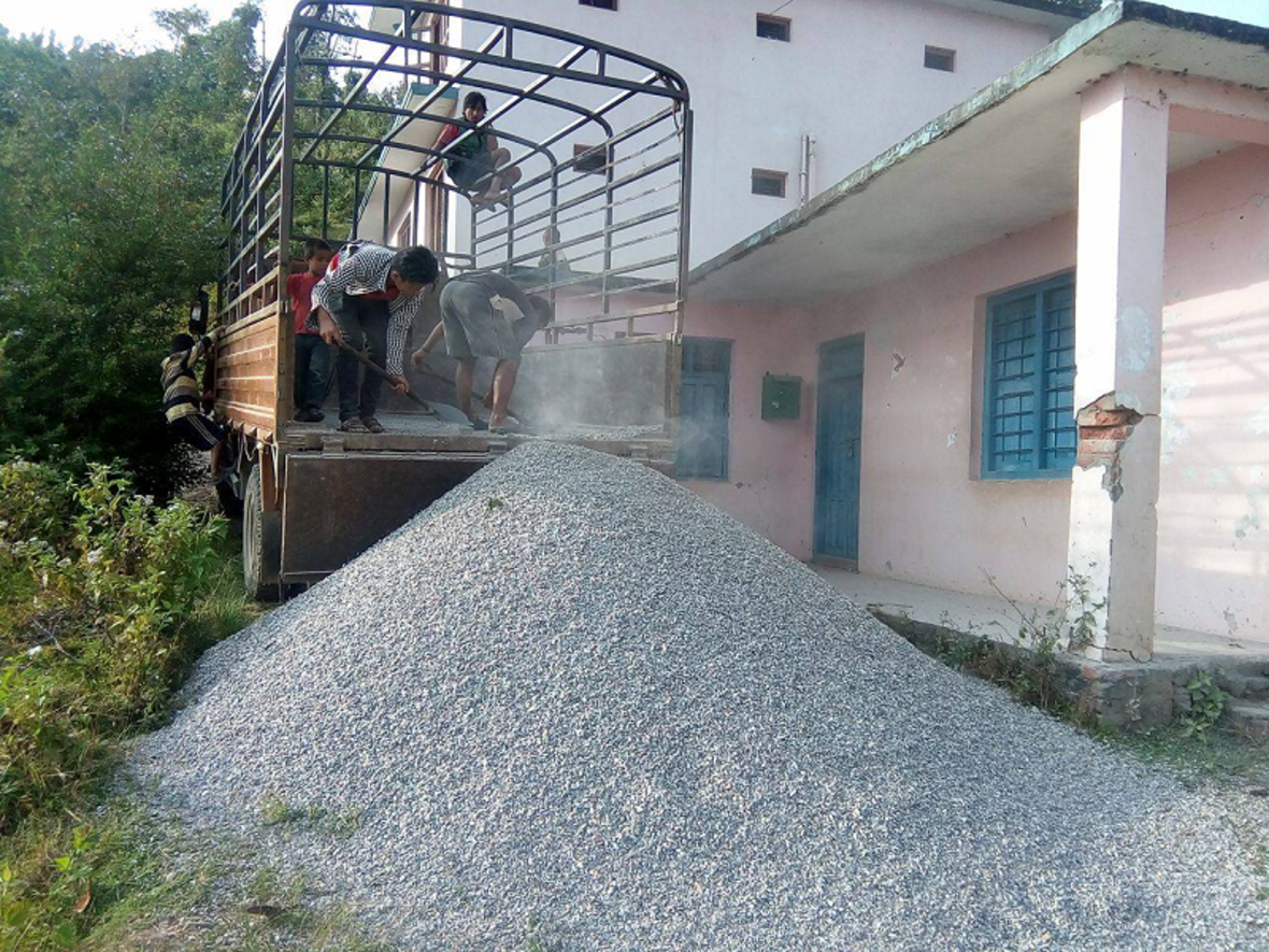 beginn-schulaufbau-shree-kalidevi-secondary-school-kadambas-oktober-2016-3